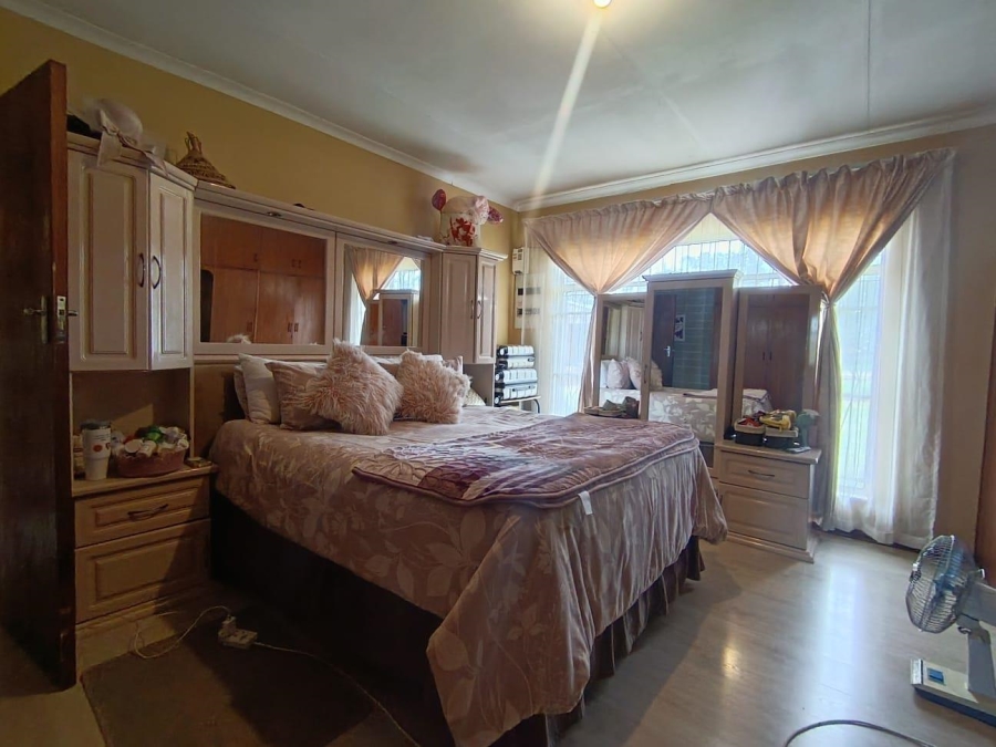 4 Bedroom Property for Sale in Lakeview Free State